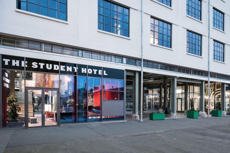 Hotel The Social Hub Maastricht Zewnętrze zdjęcie